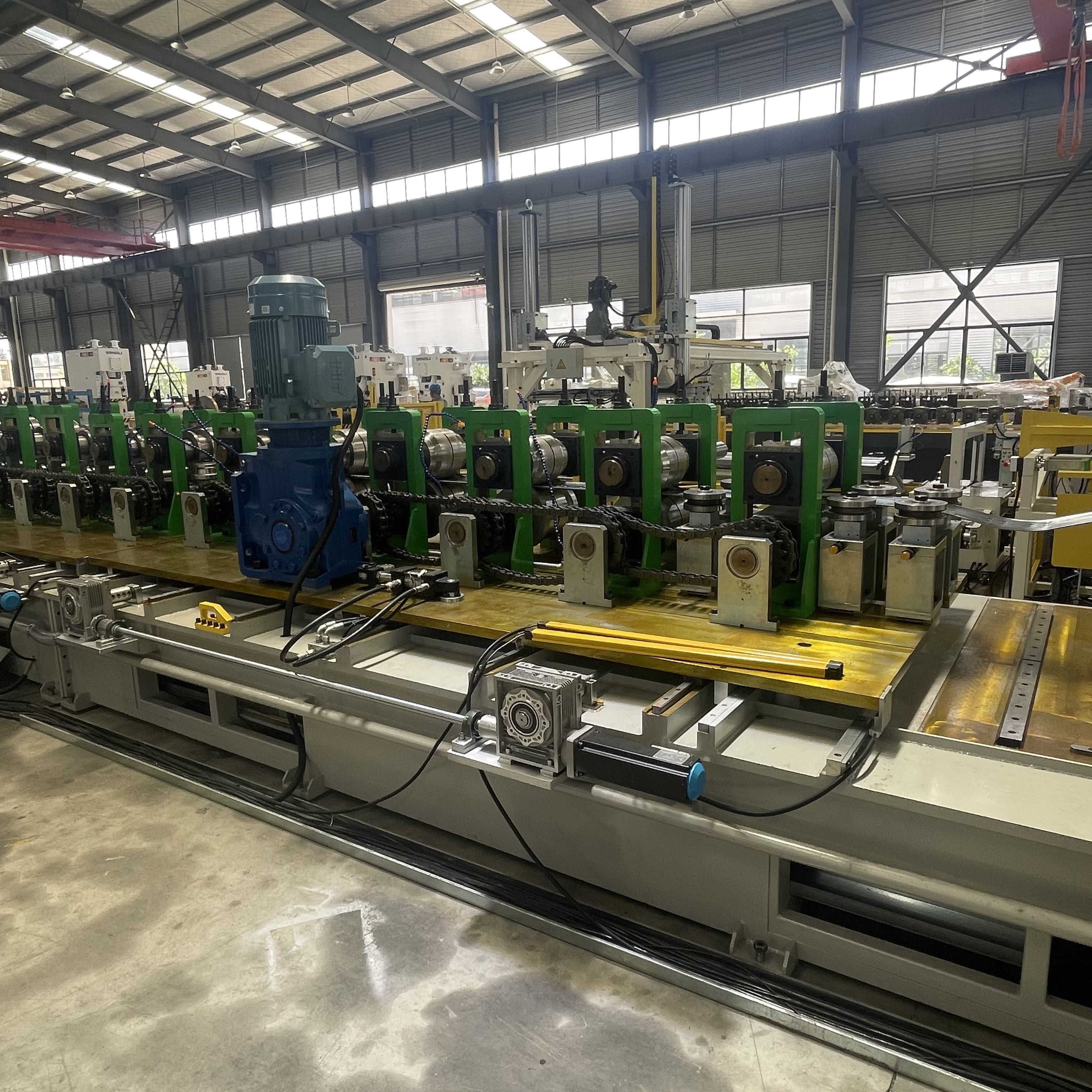 The Z Purlin Roll Formating Machine: Specs, Speed ​​and Buying Guide | Sihua